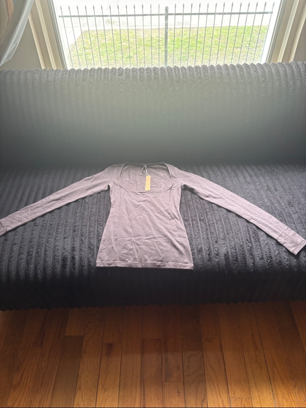 SKIMS Cotton Jersey Scoop Neck Long Sleeve Top •NWT•Never Worn •Iron (Brown)•XXS